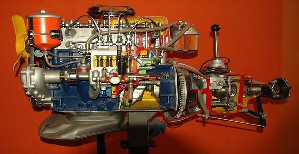 Fue presentado en París el primer motor Diésel-0